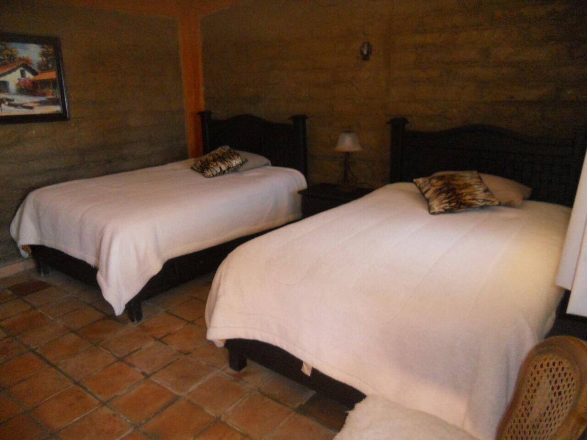 Rancho Escondido Casa Goyri Hotel Tlaxco Exterior photo